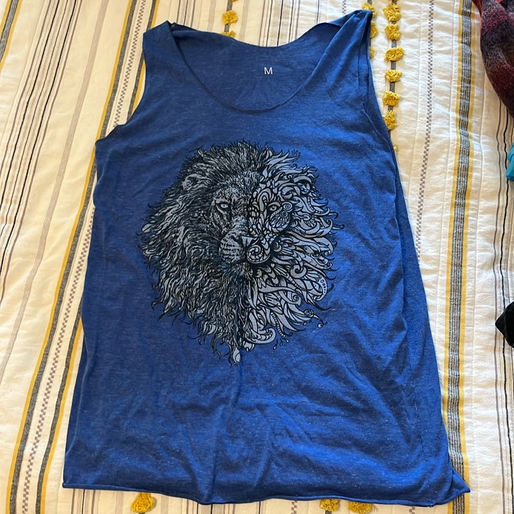Blue lion tank size medium
